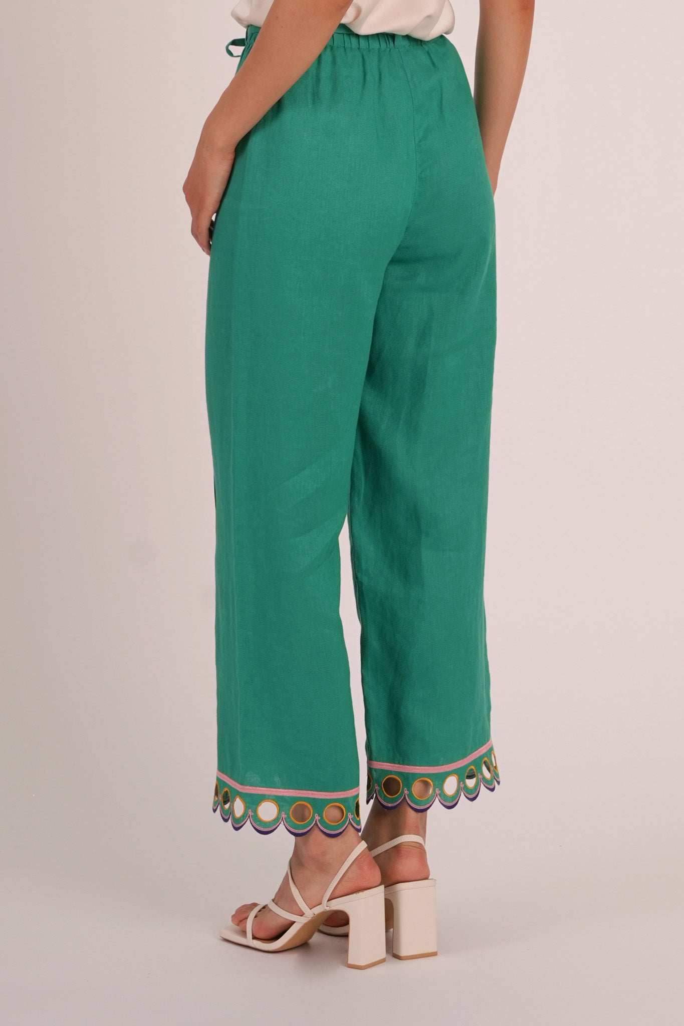 WANDER Linen Pants in Borneo