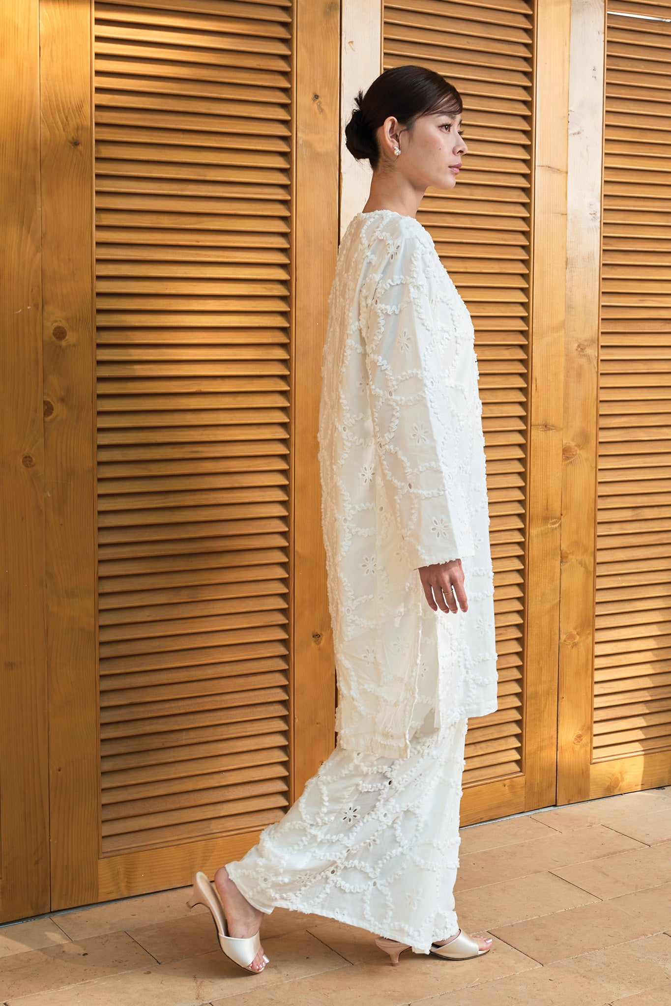 SENSE Classic Kurung in White