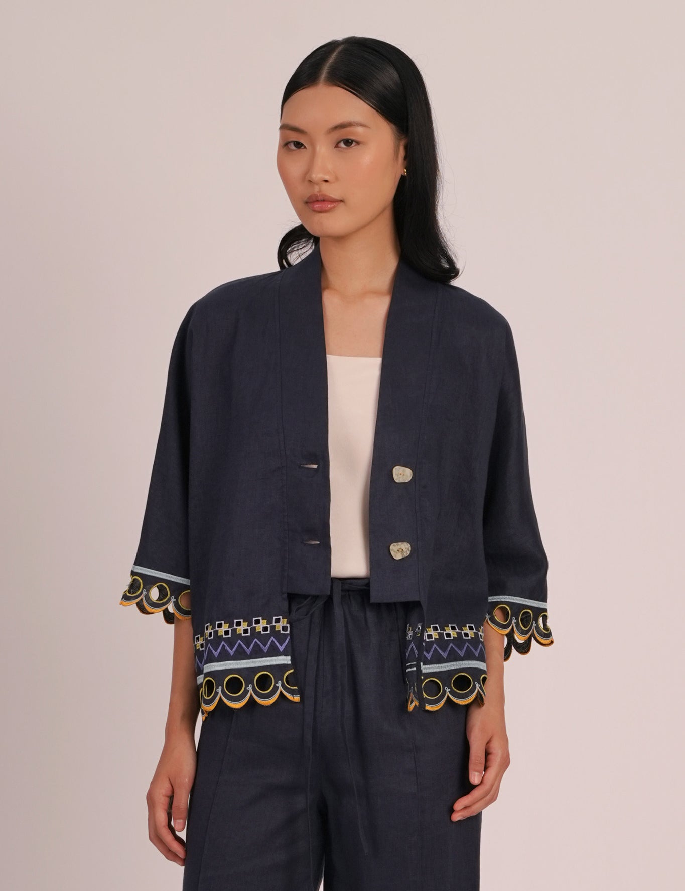 COLOMBO-KIMONO01.jpg