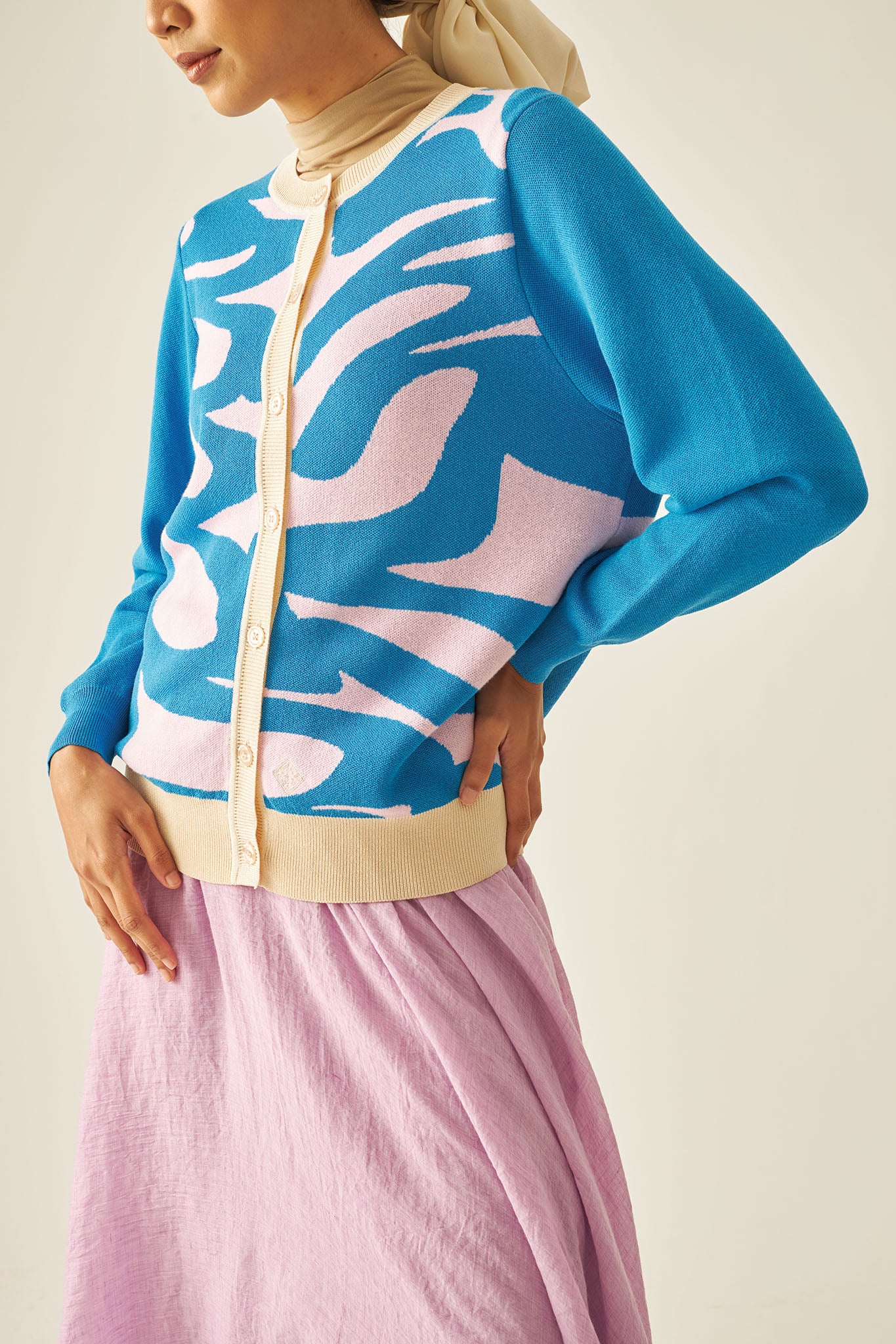 Cool Azure BRAZEN Cardigan in Cool Azure – Hani Mokhta
