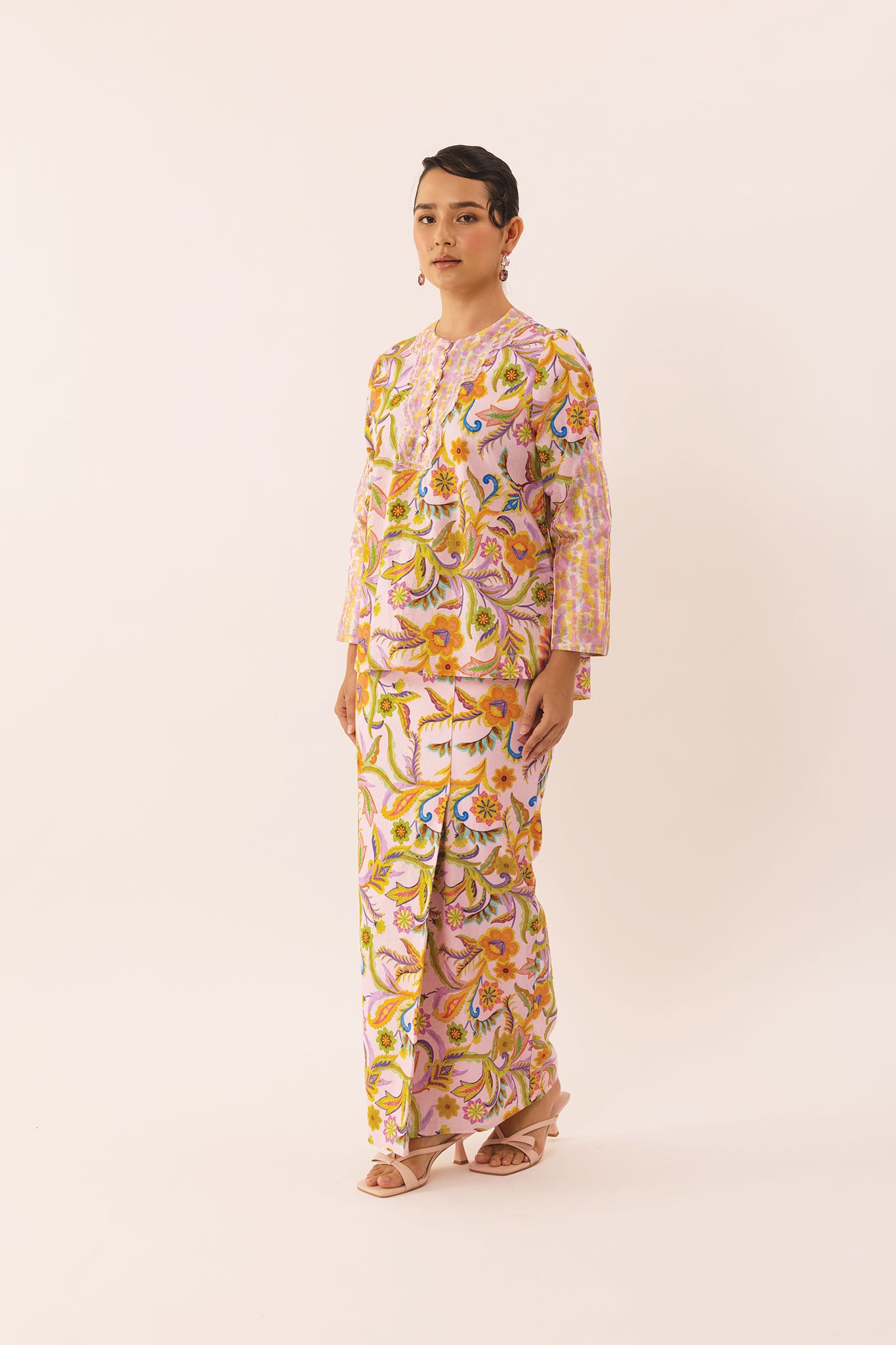 OASIS Embroidered Kurung Kedah in Deco