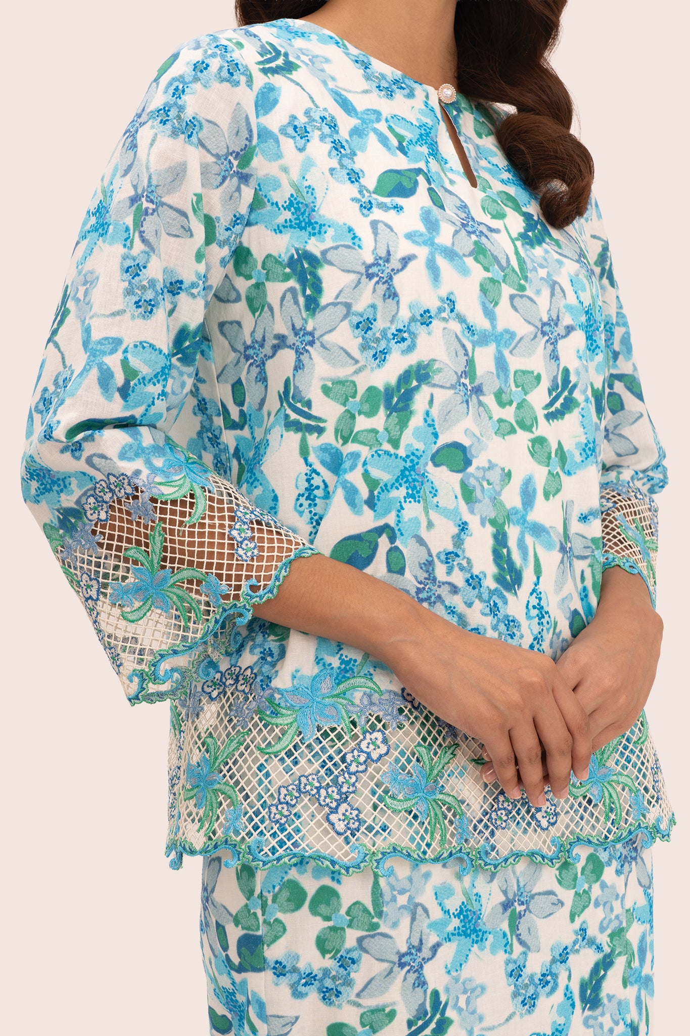 LUSH Kurung Kedah in Divine