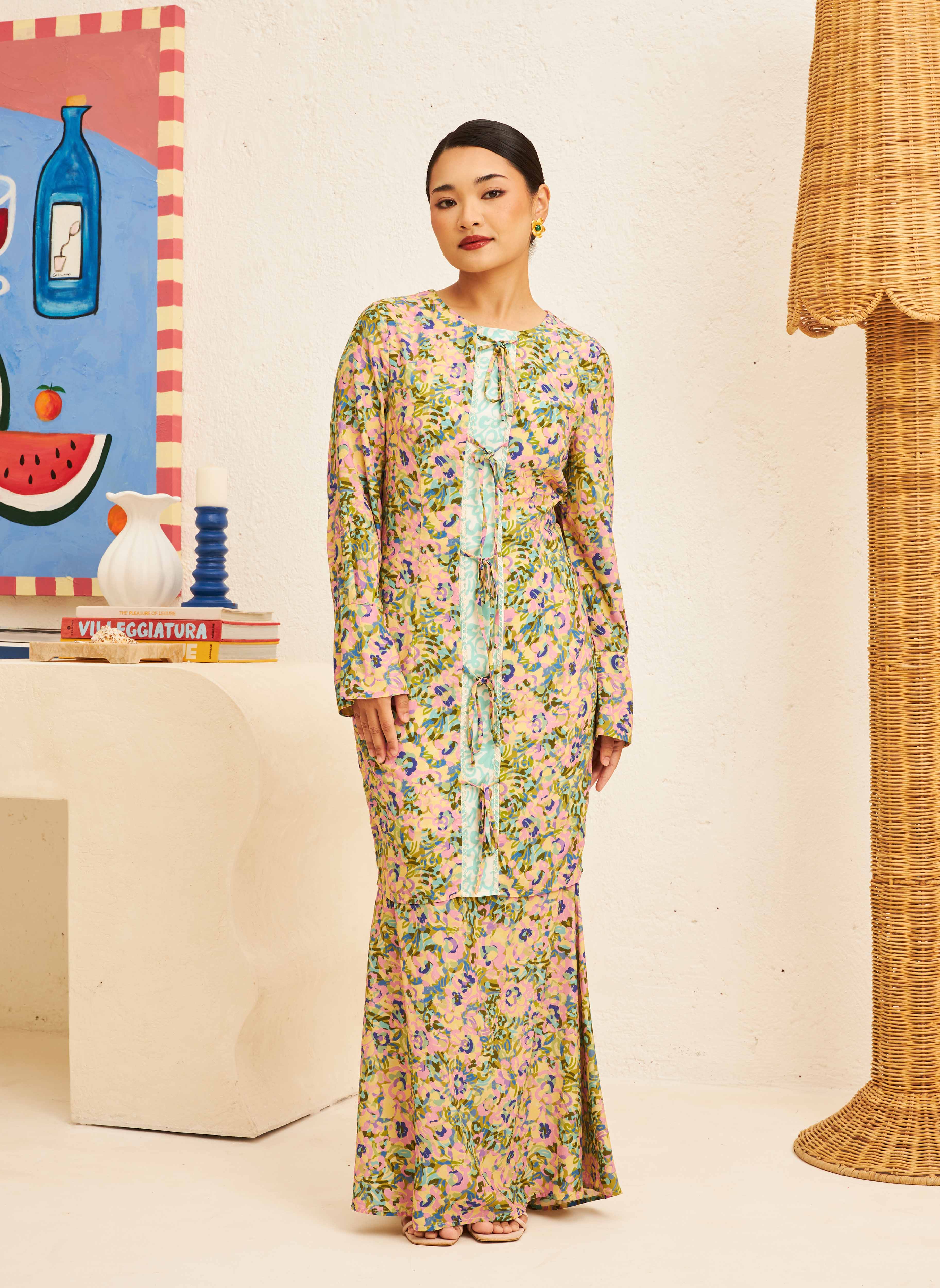 EDEN Modern Kurung in Evergreen