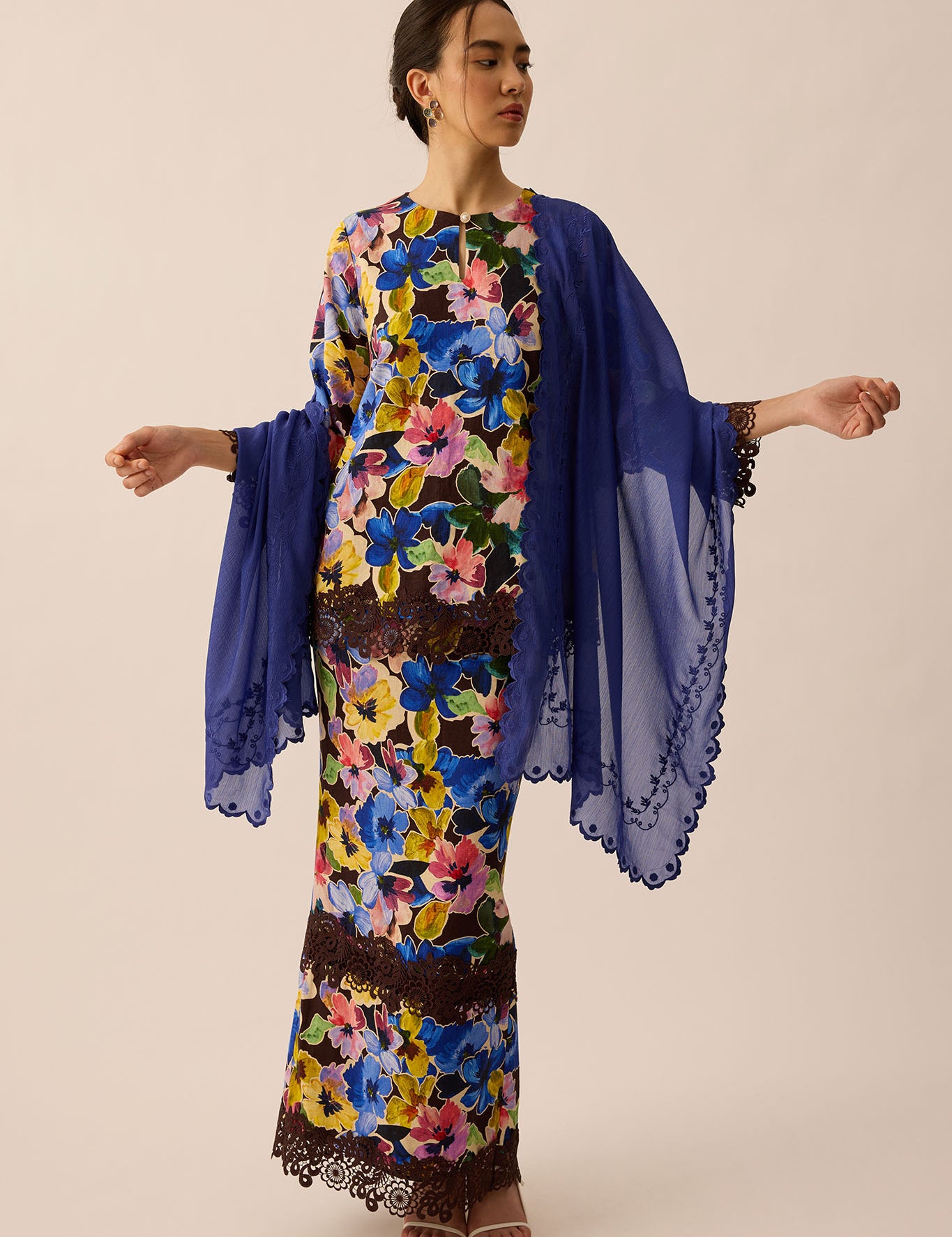 EMBROIDERED-CHIFFON-QUARTZ03.jpg