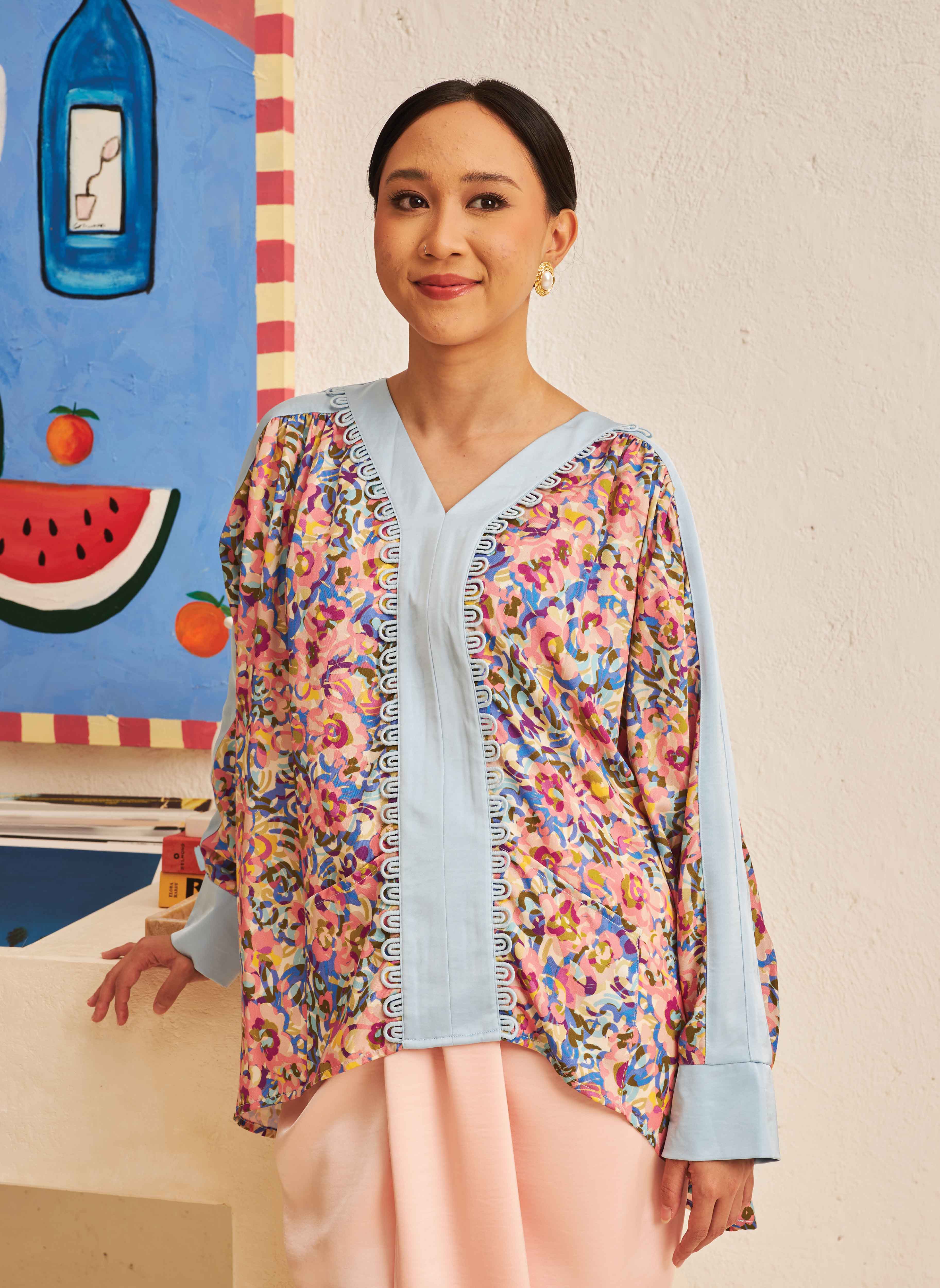 FLORES Long Sleeve Contrast Blouse in Iris