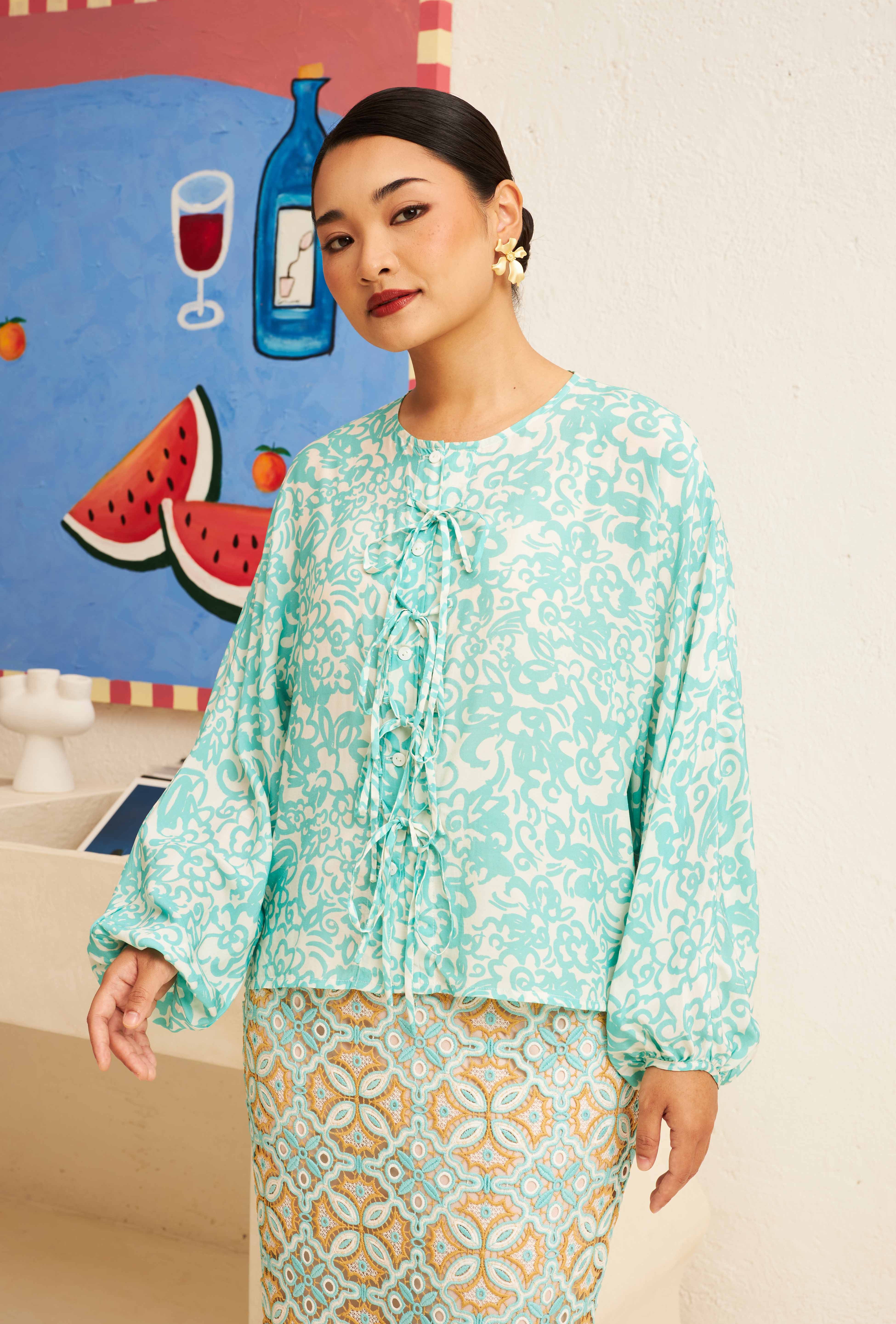 EDEN Front Tie Set in Marine