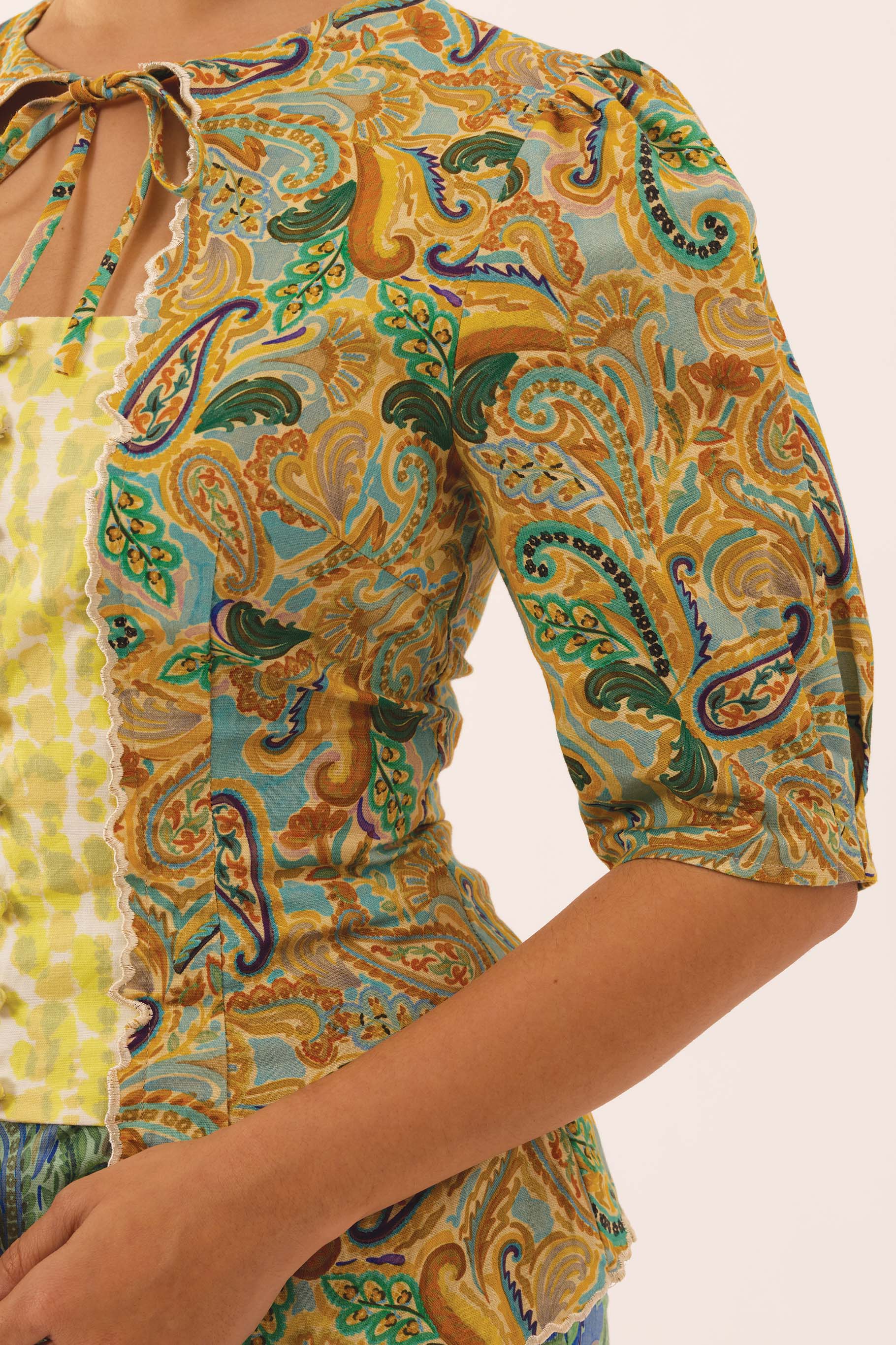 TROVE Linen Kebaya Set in Fusion