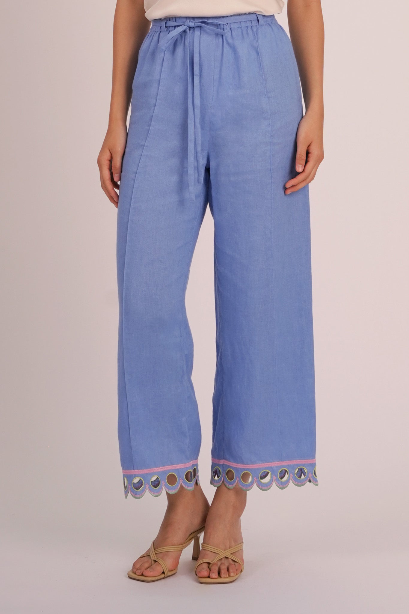 WANDER Linen Pants in Hanoi