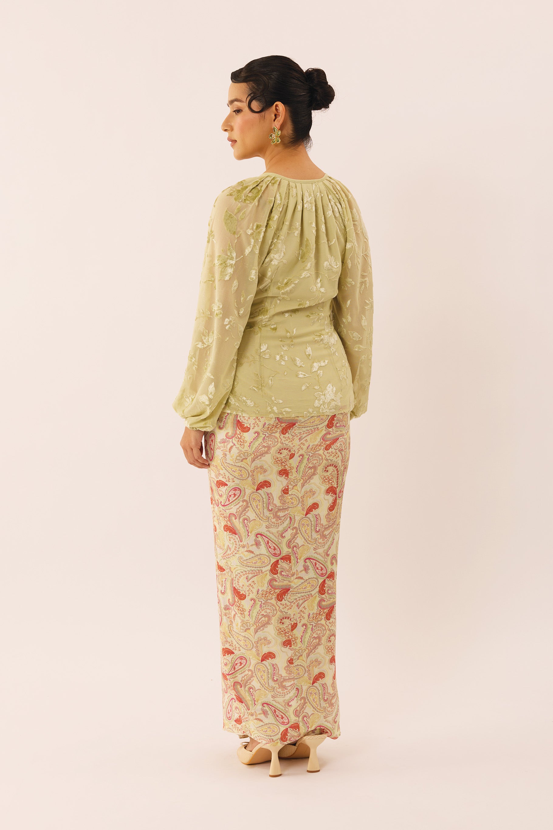 TROVE Silky Velvet Set in Haven