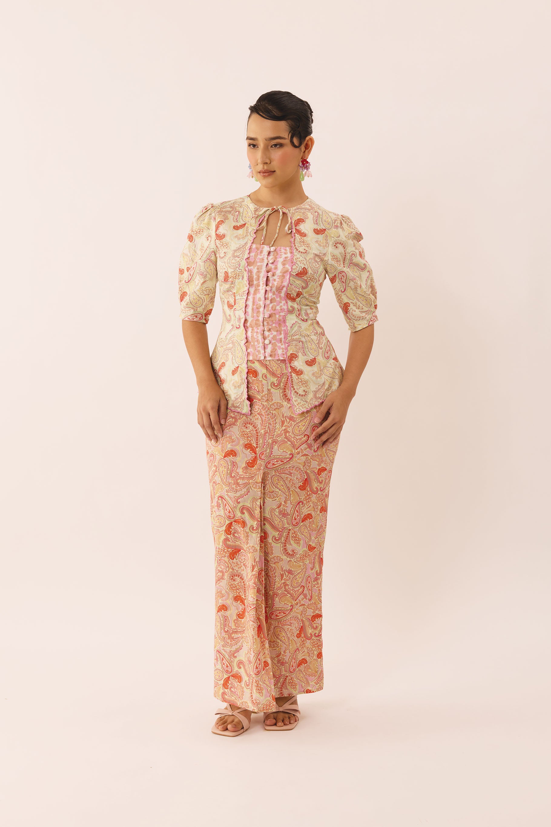 TROVE Linen Kebaya Set in Haven