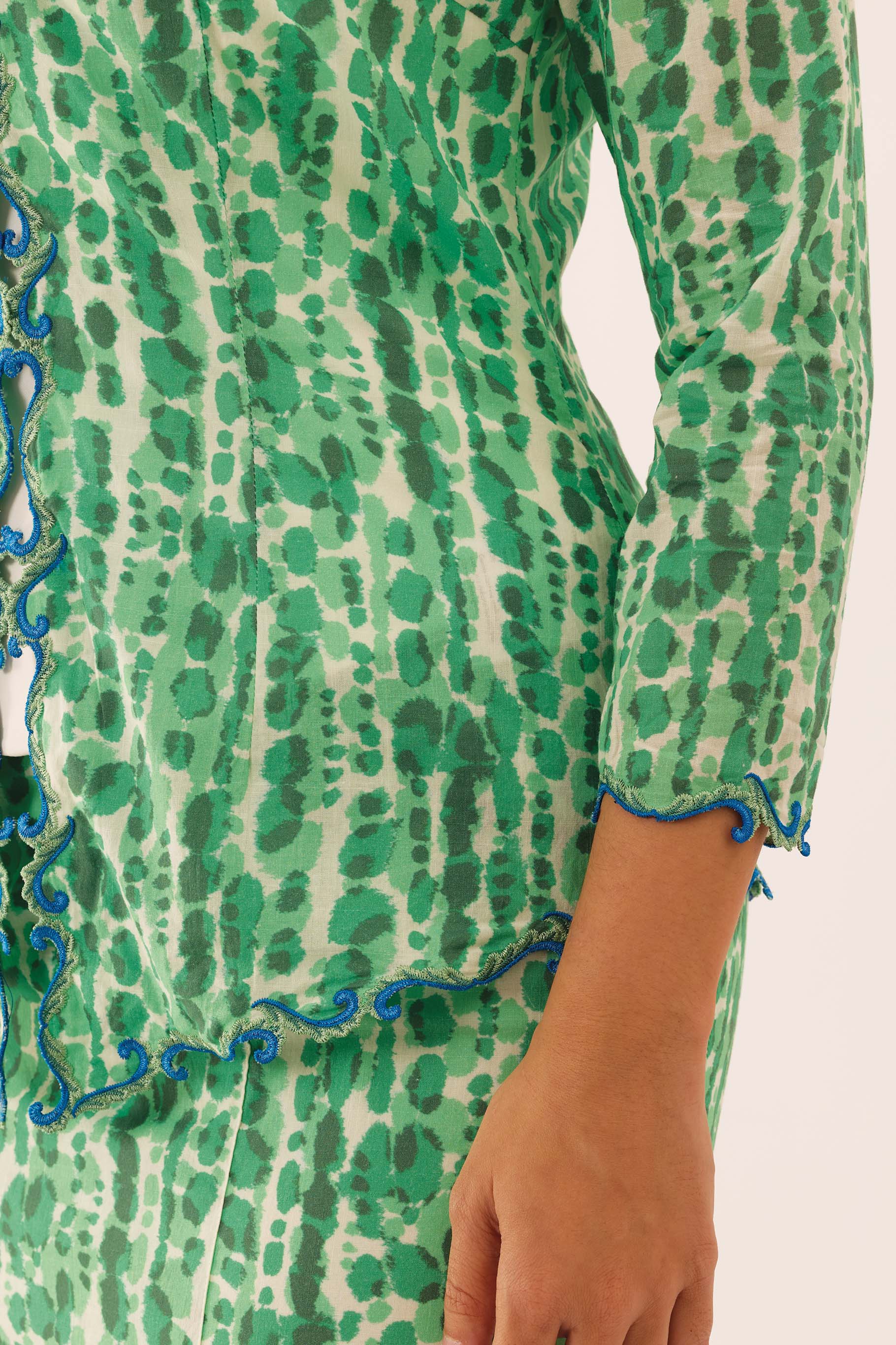 MOSAIC Embroidered Kebaya Set in Jungle