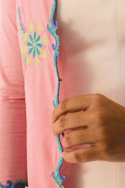BECOMING Kebaya Blouse in Rosa