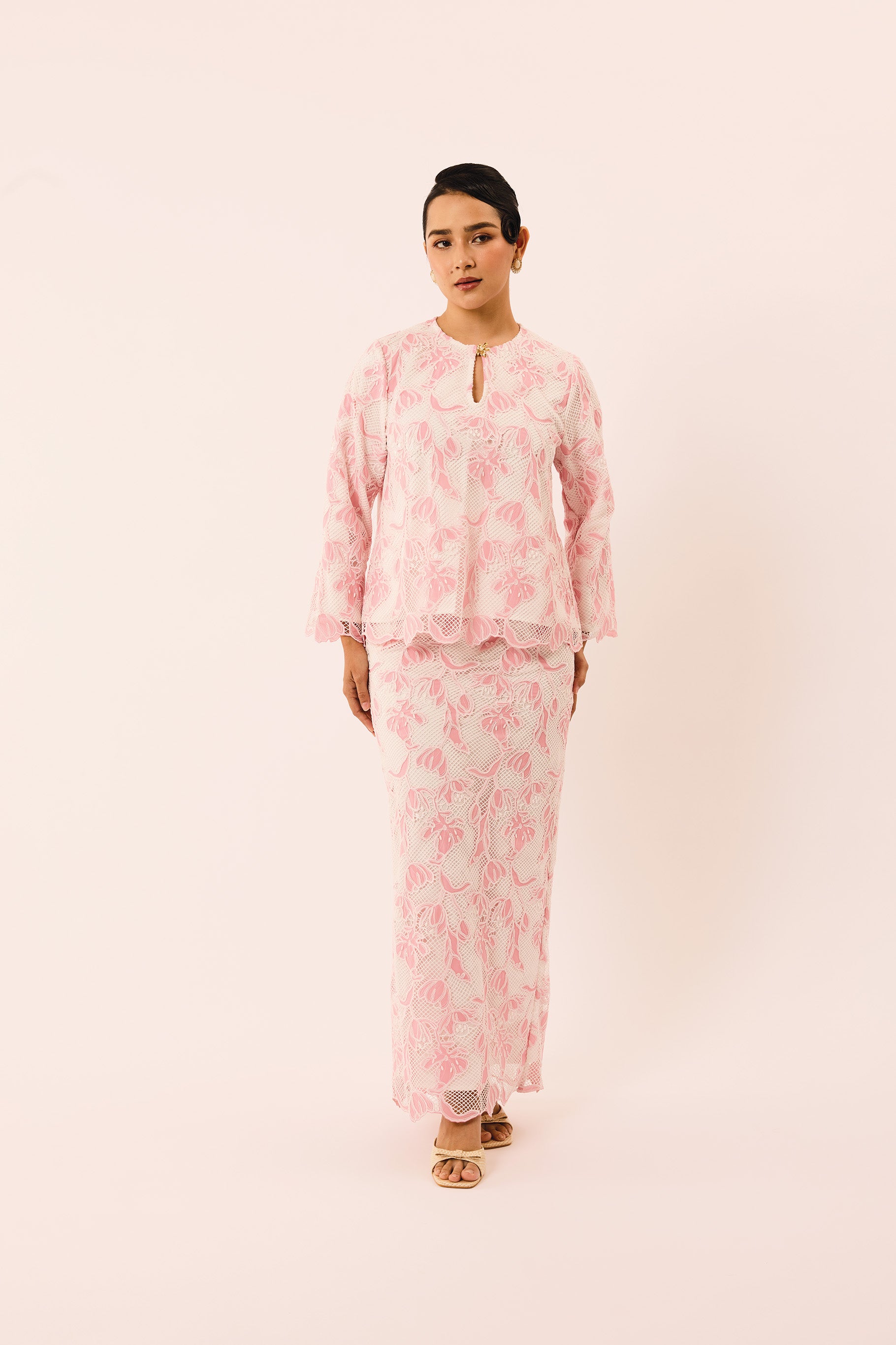 SERENE Lace Kurung Kedah in Charm