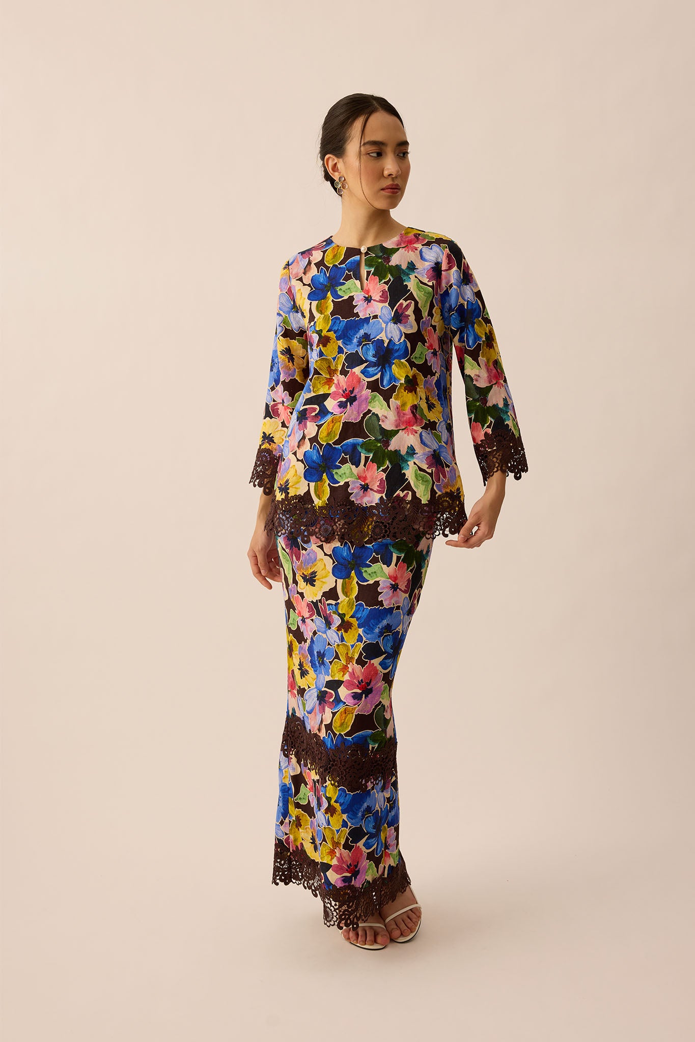 SOUL Kurung Kedah in Clove