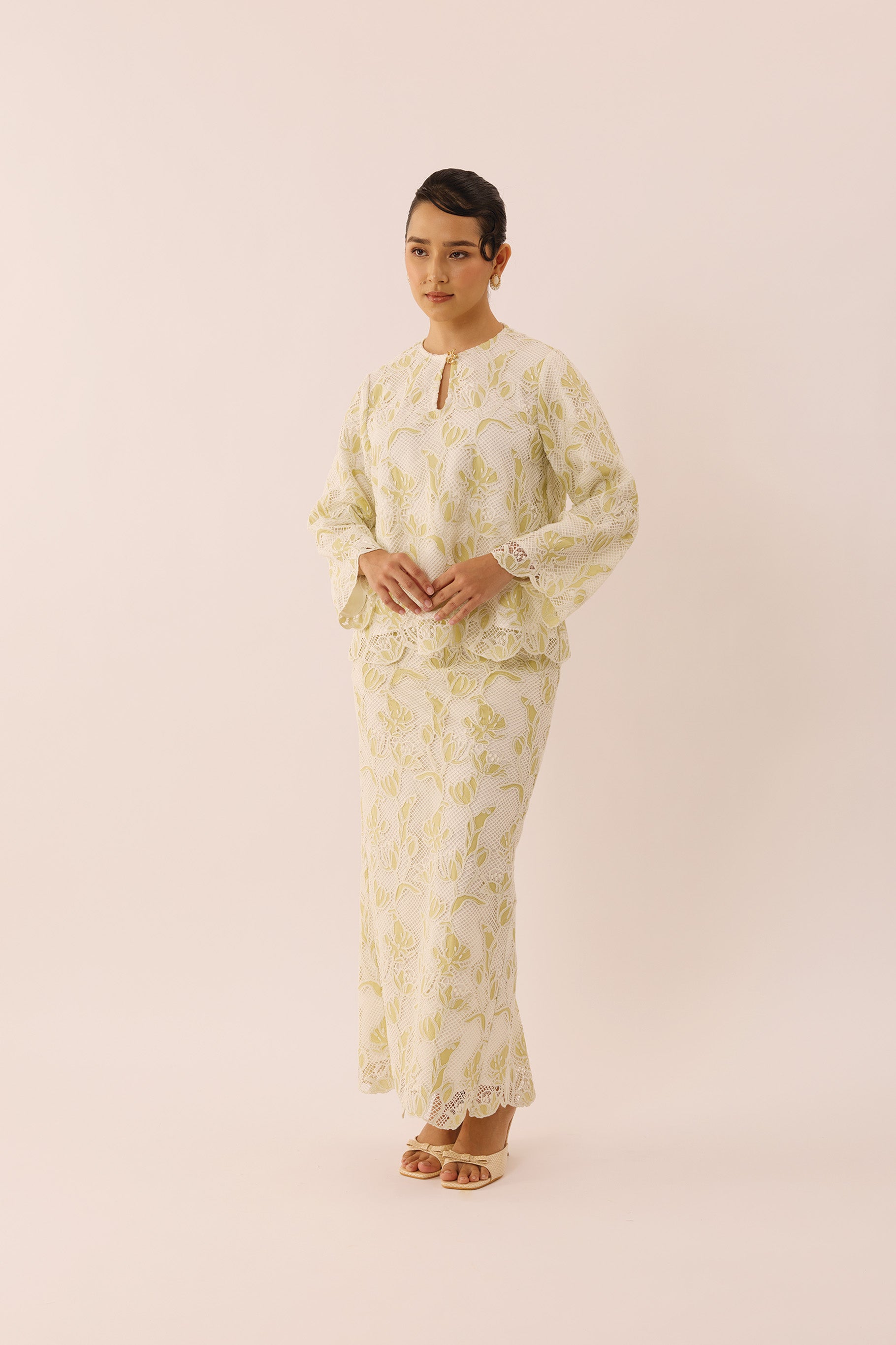 SERENE Lace Kurung Kedah in Dew