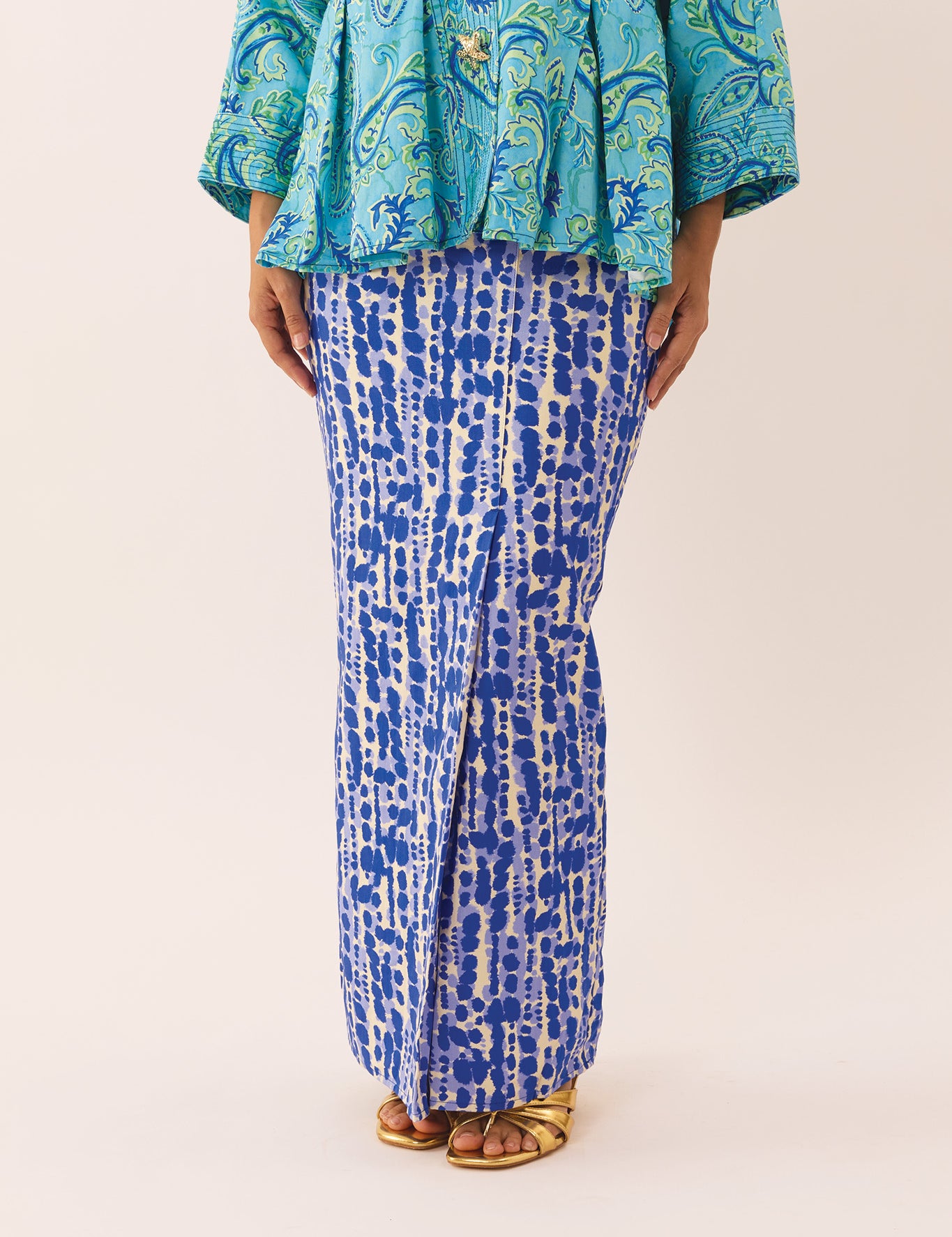 LAPIS-SKIRT01_167ff18d-55ba-42c4-9416-1f64ad2fc03a.jpg