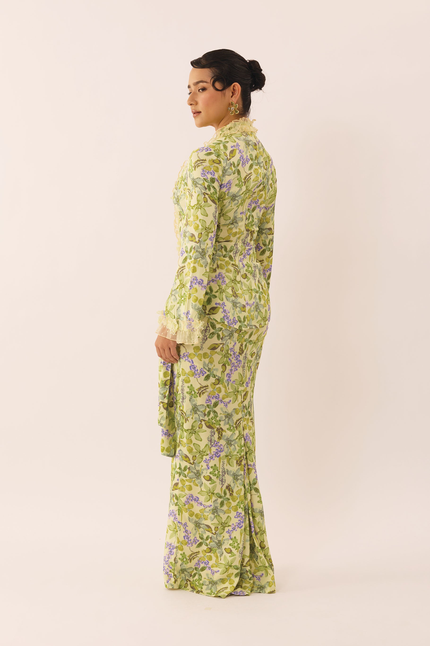 LUSH Ruffle Kebaya Top in Lawn