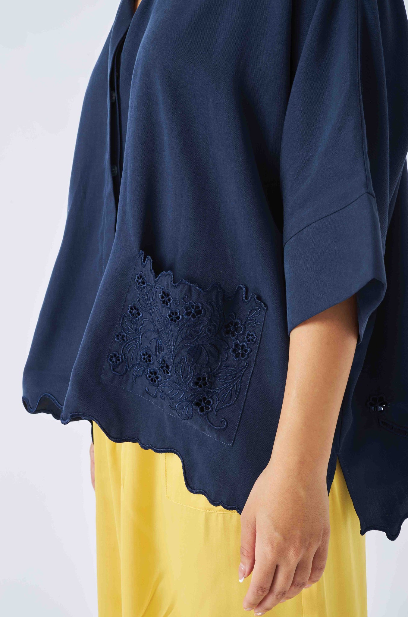 Easy Blouse in Night Navy