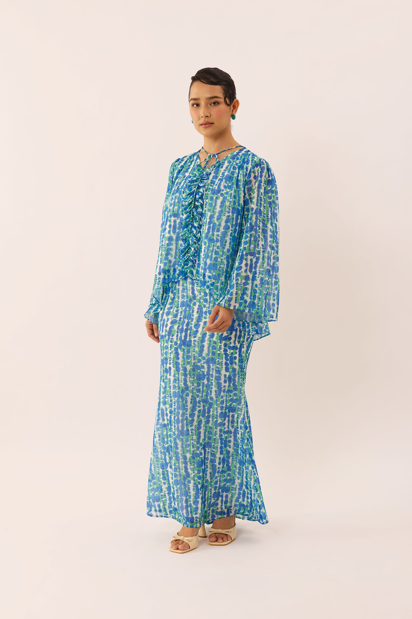 MOSAIC Ripple Kurung Set in Ocean