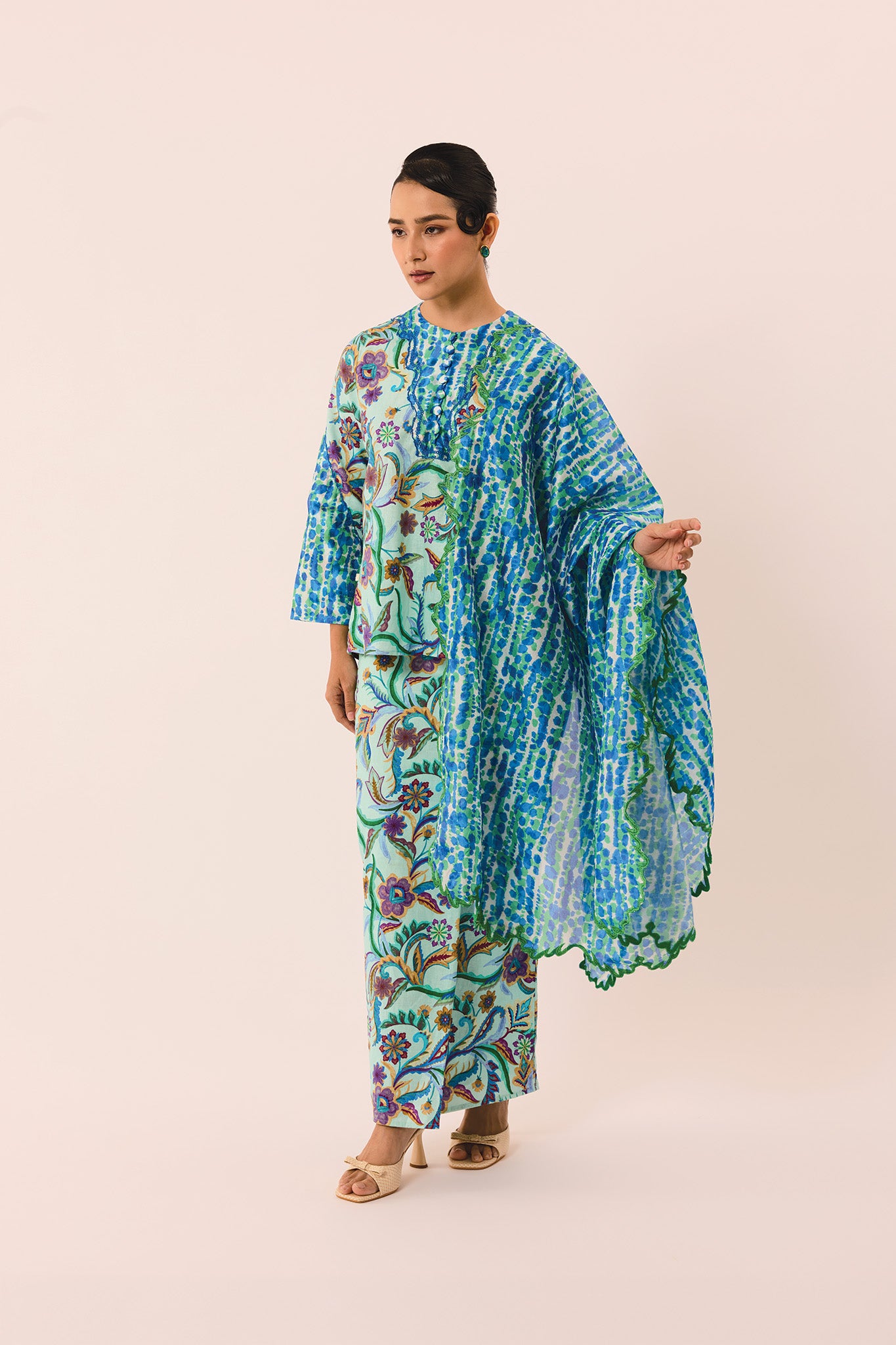 MOSAIC Embroidered Shawl in Ocean