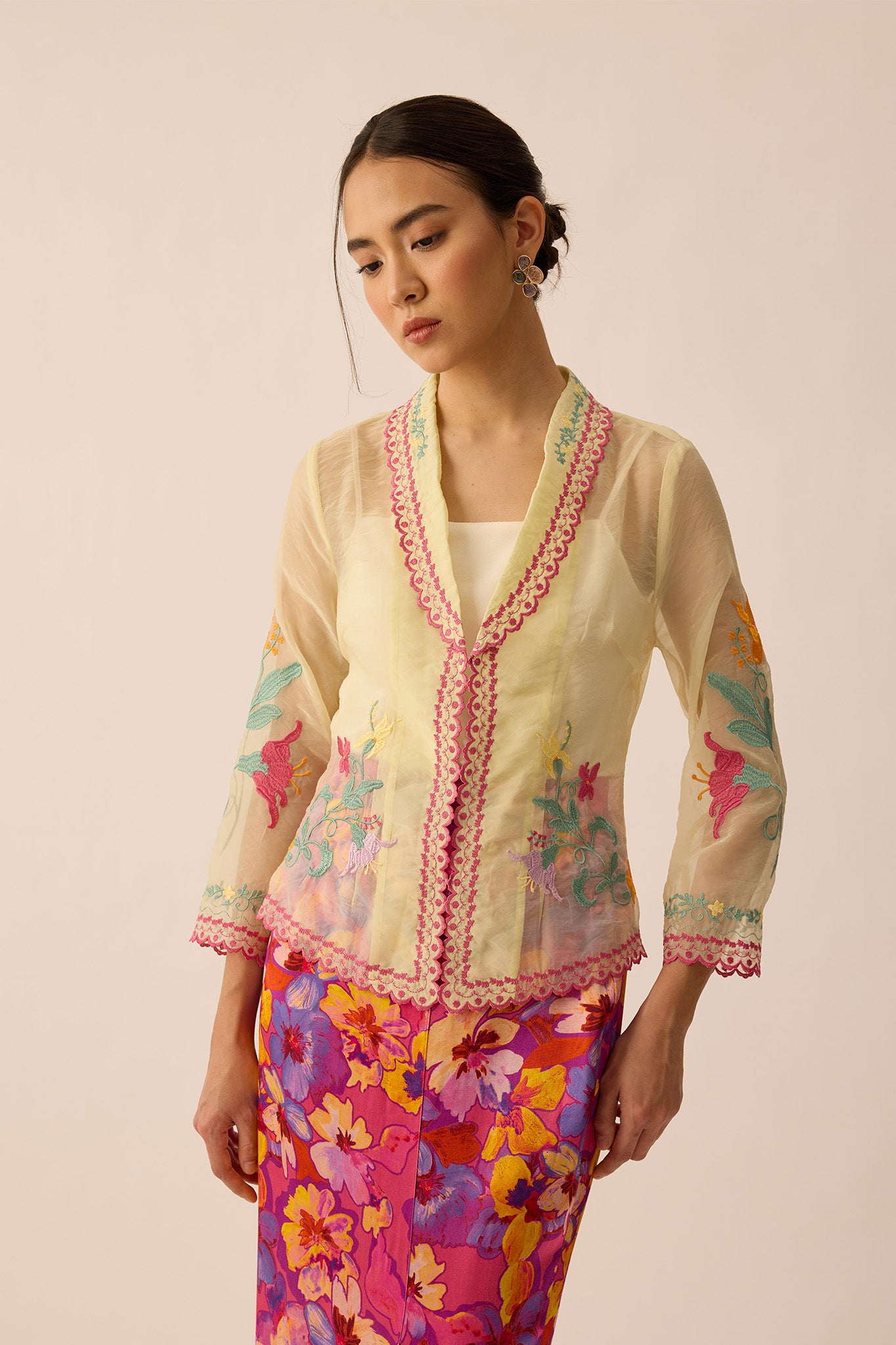 SOUL Kebaya Blouse in Cream
