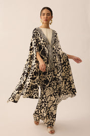 SPIRIT Kaftan Top in Onyx