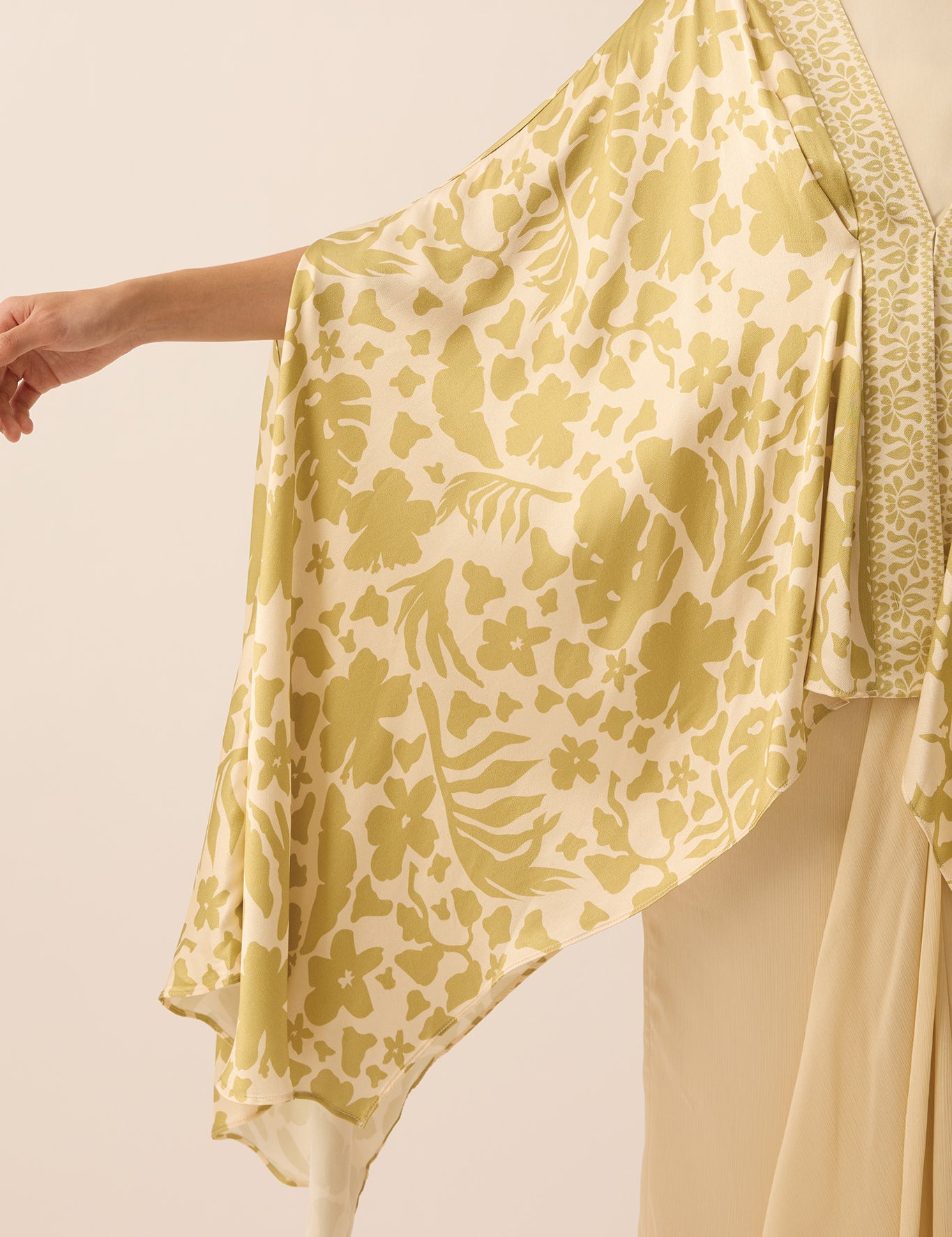 SPIRIT-KAFTAN-AG04.jpg
