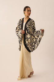 SPIRIT Oversized Cover Up in Onyx