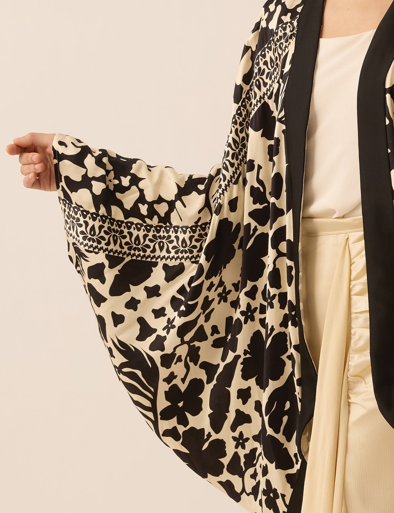 SPIRIT-OVERSIZED-ONYX04.jpg