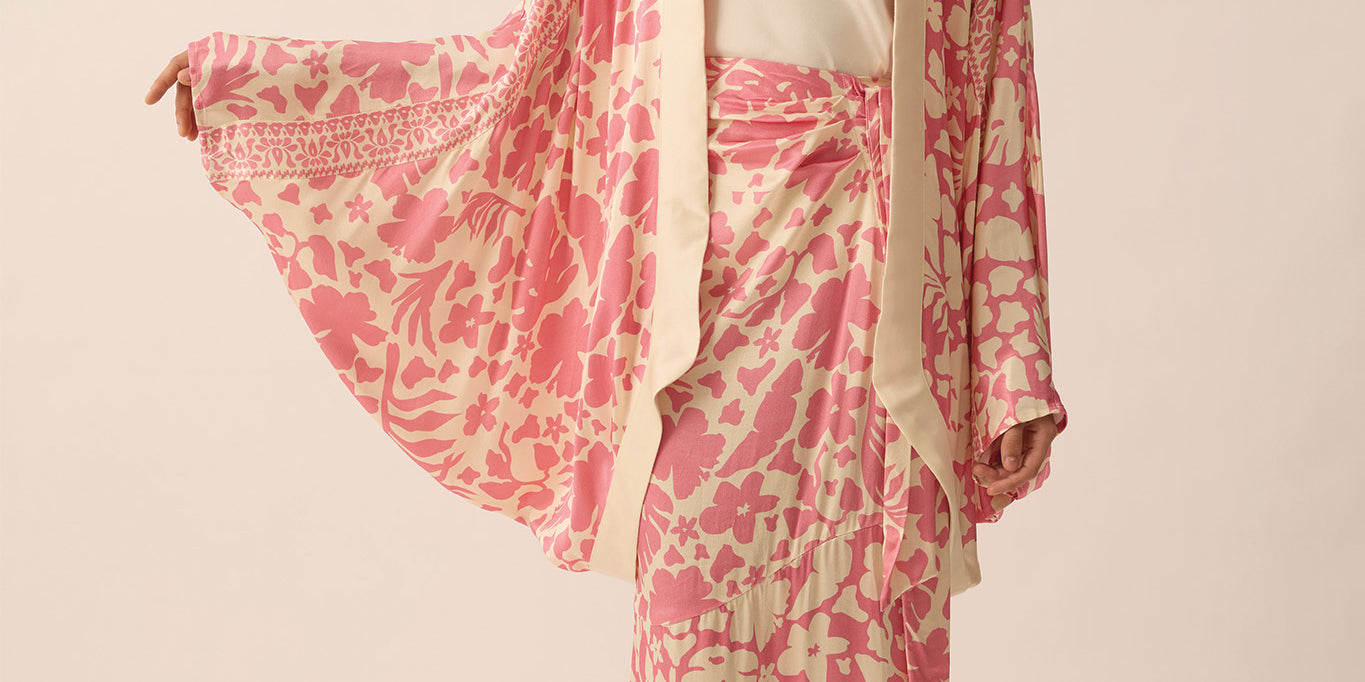 SPIRIT-OVERSIZED-PEONY04_01109547-18e4-492c-b4ab-f84090334c49.jpg