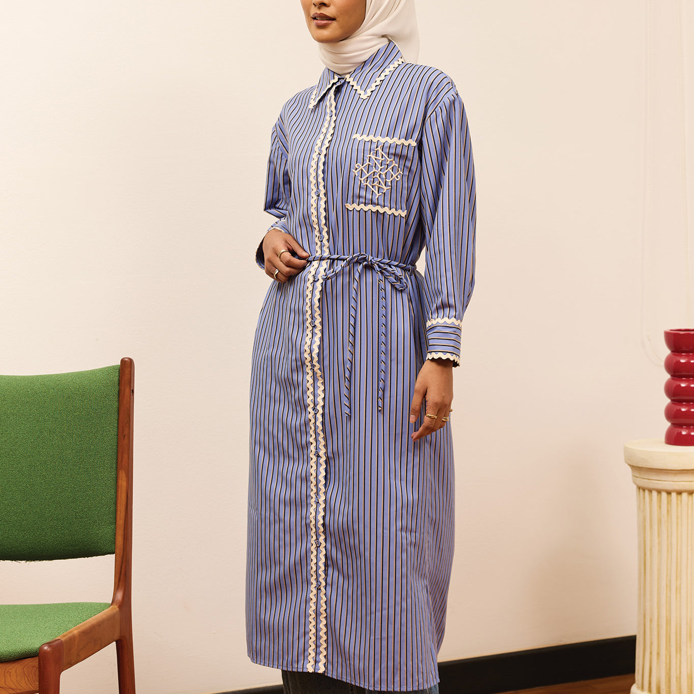 STEELYDRESS_01.jpg
