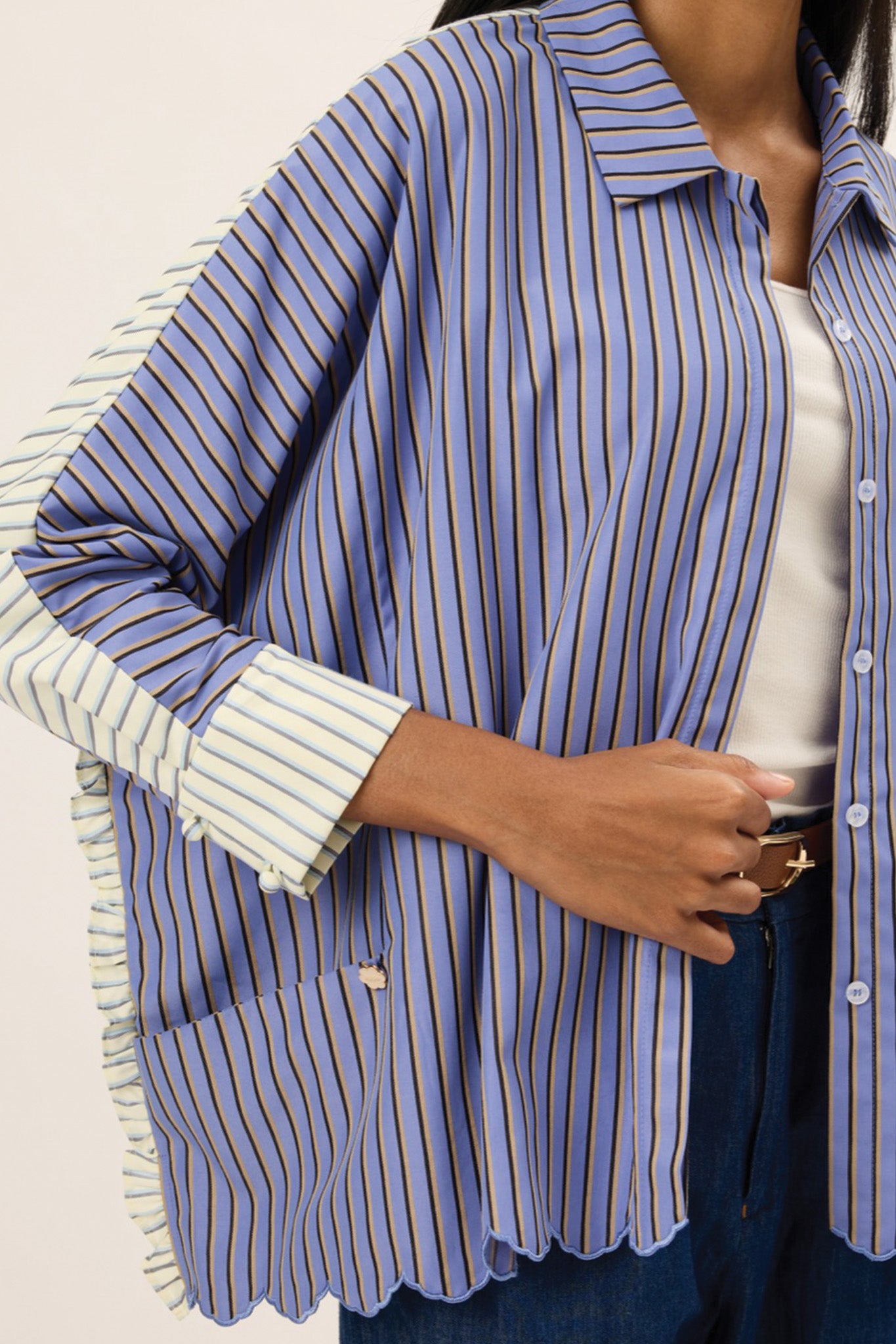 TRIOGATHER Long Sleeve Striped Boxy Shirt in Steely
