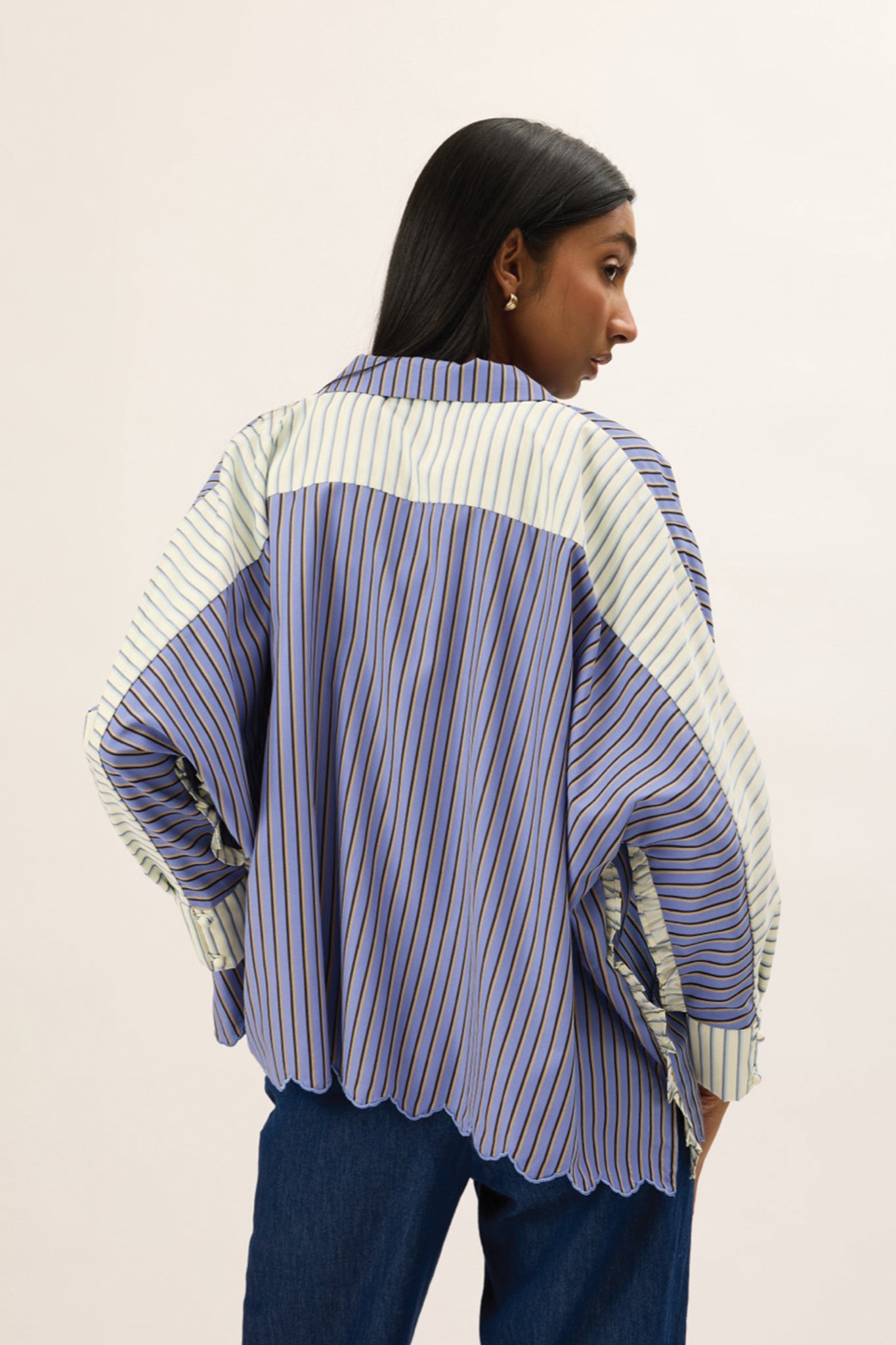 TRIOGATHER Long Sleeve Striped Boxy Shirt in Steely