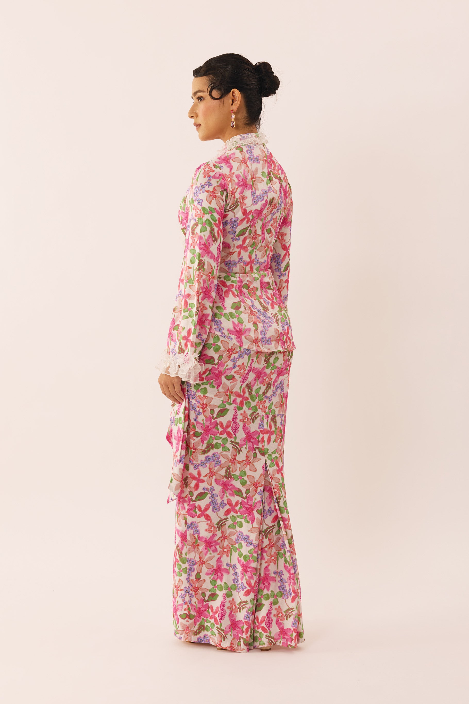 LUSH Ruffle Kebaya Top in Stellar