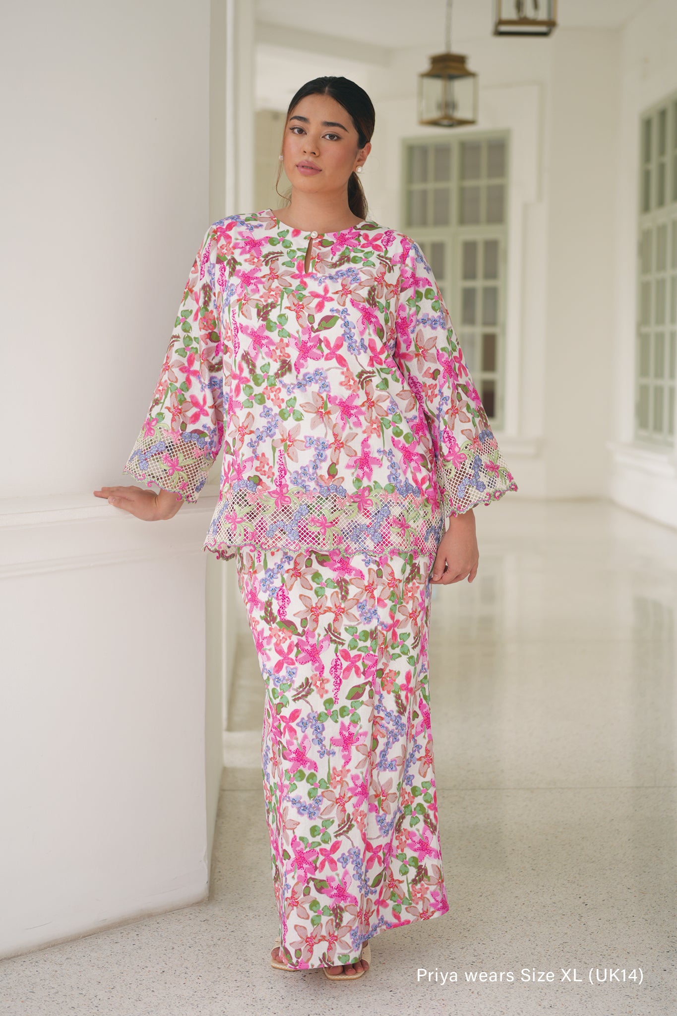 LUSH Kurung Kedah in Stellar