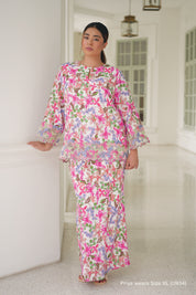 LUSH Kurung Kedah in Stellar