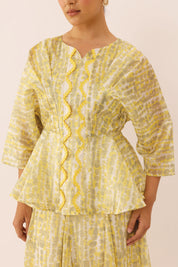 MOSAIC Sculpted Blouse in Vivid