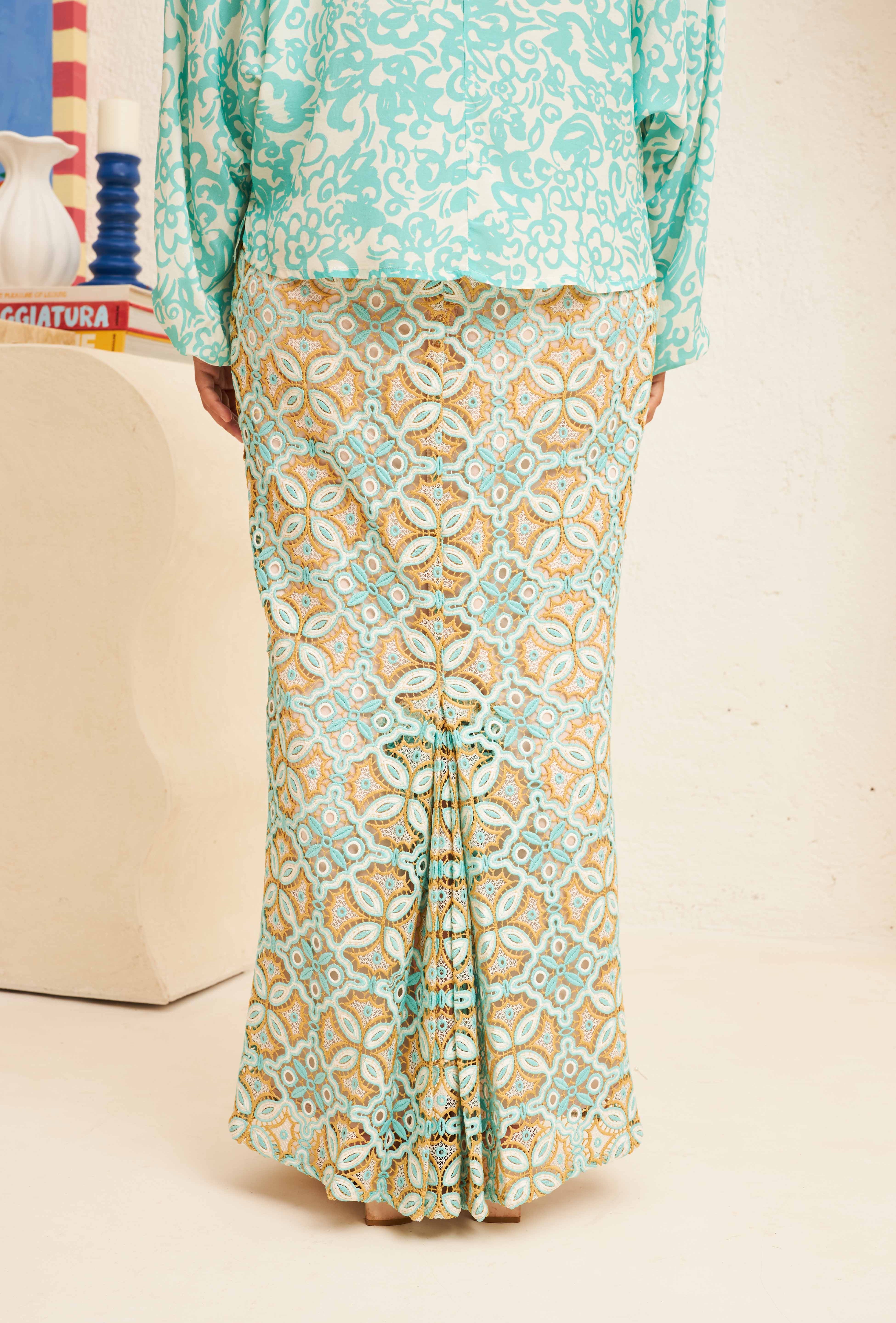 RAIE Lace Skirt in Marine