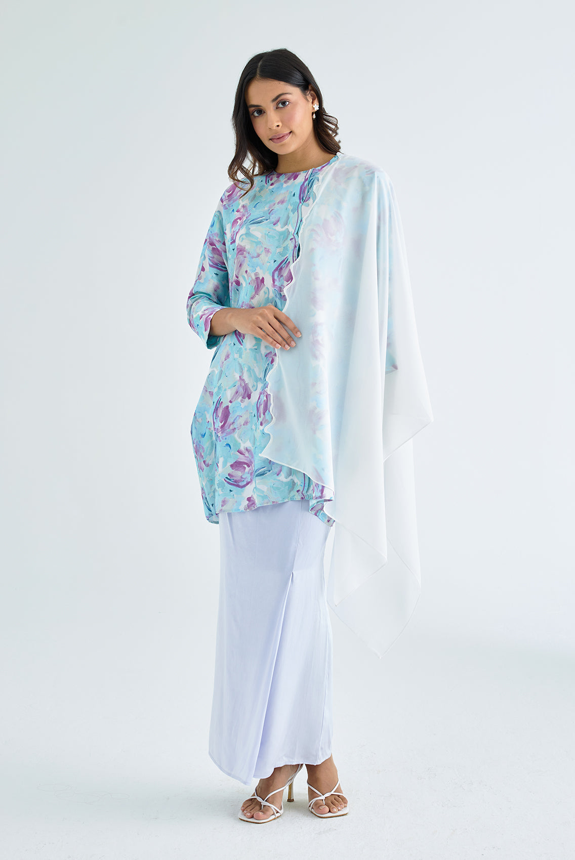 Embroidered Chiffon Shawl in Off White